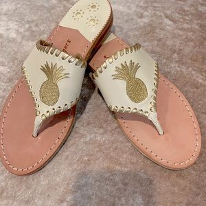 Jack Rogers Ivory and Gold Pineapple Sandals 7.5 - New